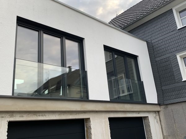 Glass balkong 93