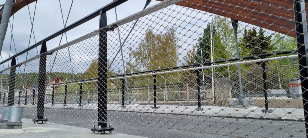 Rustfritt stålnett